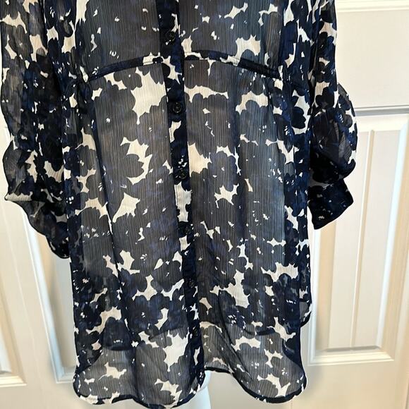 Express Large Semi-Sheer Tunic Button Down Navy Floral Blouse Top - Picture 4 of 14